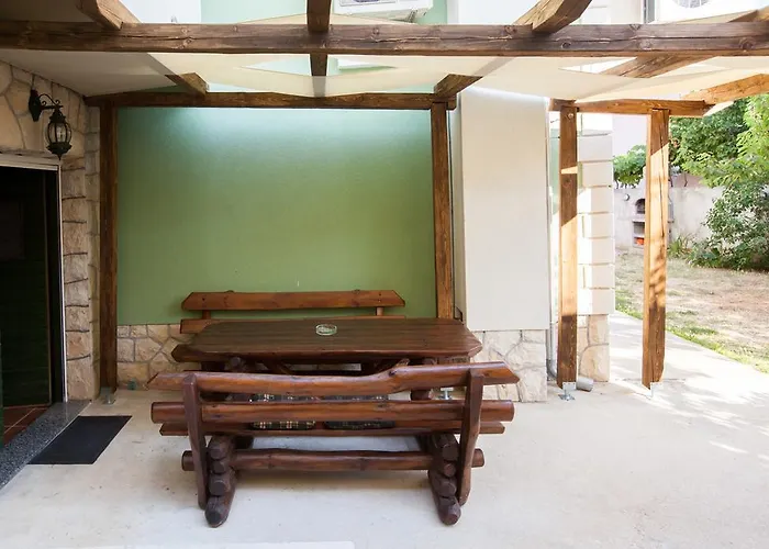 דירה Miletic זאדאר