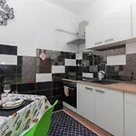 Apartment Apartmani Miletic Zadar