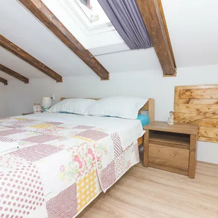 Miletić Apartament *