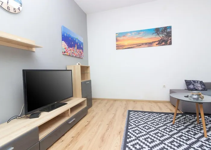 Miletic شقة زادار